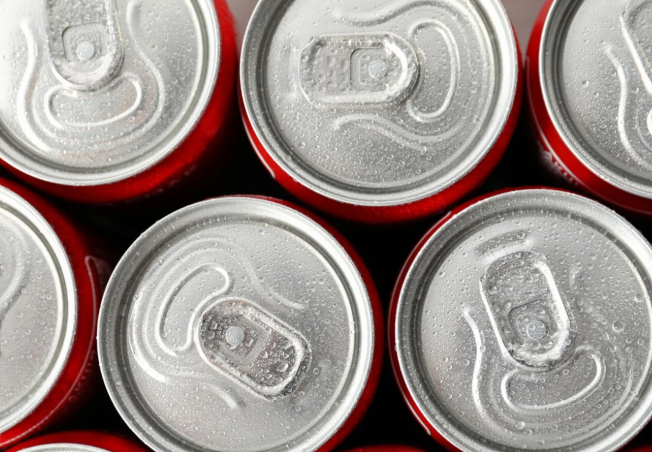 Desde el 12 de agosto pagarás 10 céntimos más por cada lata o botella: así podrás recuperarlos
